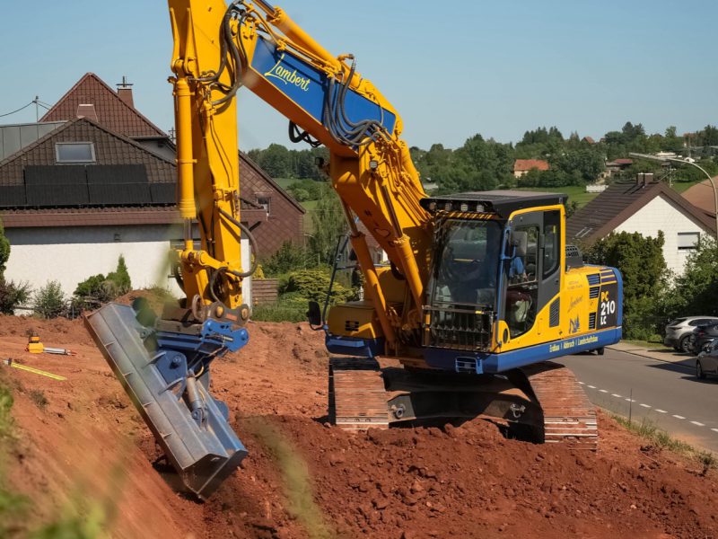 Erdbau – Baugrube Einfamilienhaus Uchtelfangen in Uchtelfangen